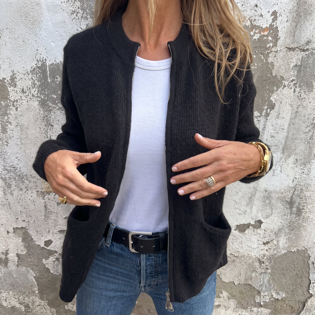 Olivia - Women's Relaxed Zip-Through Ribbed Cardigan