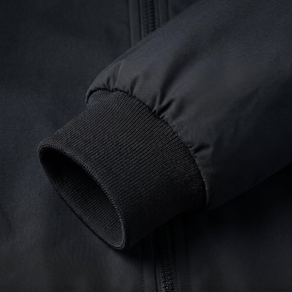 Tom - Men's Water-Resistant Quilted Jacket with Stand Collar