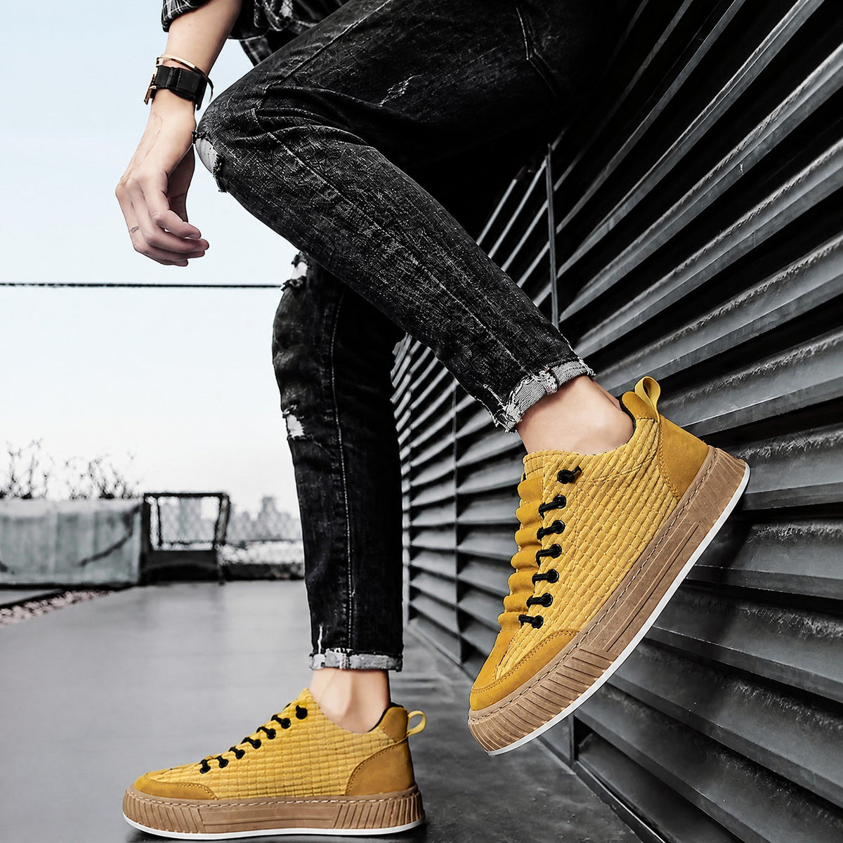 Jonas - Men's Orthopedic Quilted Low-Top Lace-Up Sneakers
