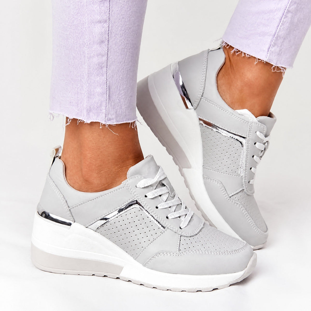 Wiktoria - Women's Orthopedic Wedge Sneakers with Perforated Panels